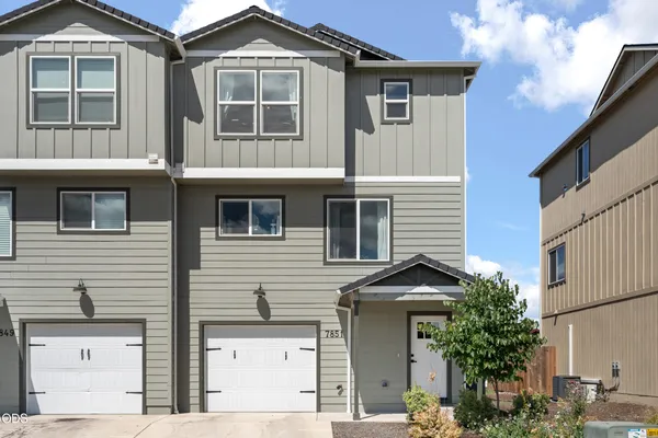 $399,500 | 7851 28th Street, White City, OR 97503