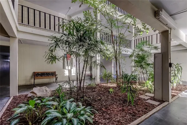 $1,550 | 2302 South Manhattan Avenue, Unit 310, Tampa, FL 33629