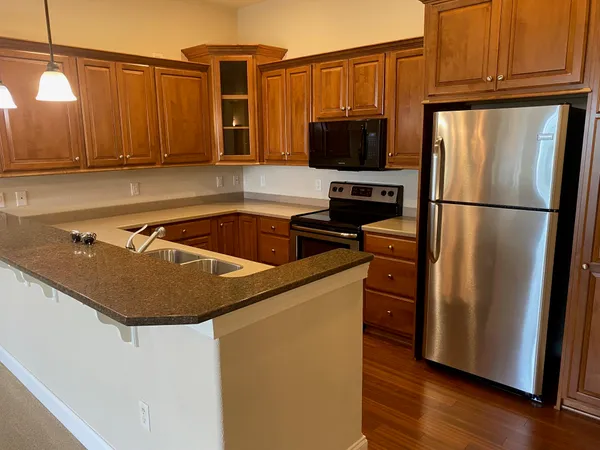 $429,900 | 19155 Thomson Drive, Unit 304, Brookfield, WI 53045