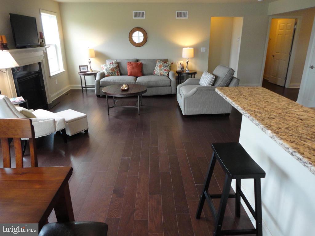 495 Hamilton Road, Unit 18 Lancaster, PA 17603 - Photo 8 of 33 Gallery Image 8