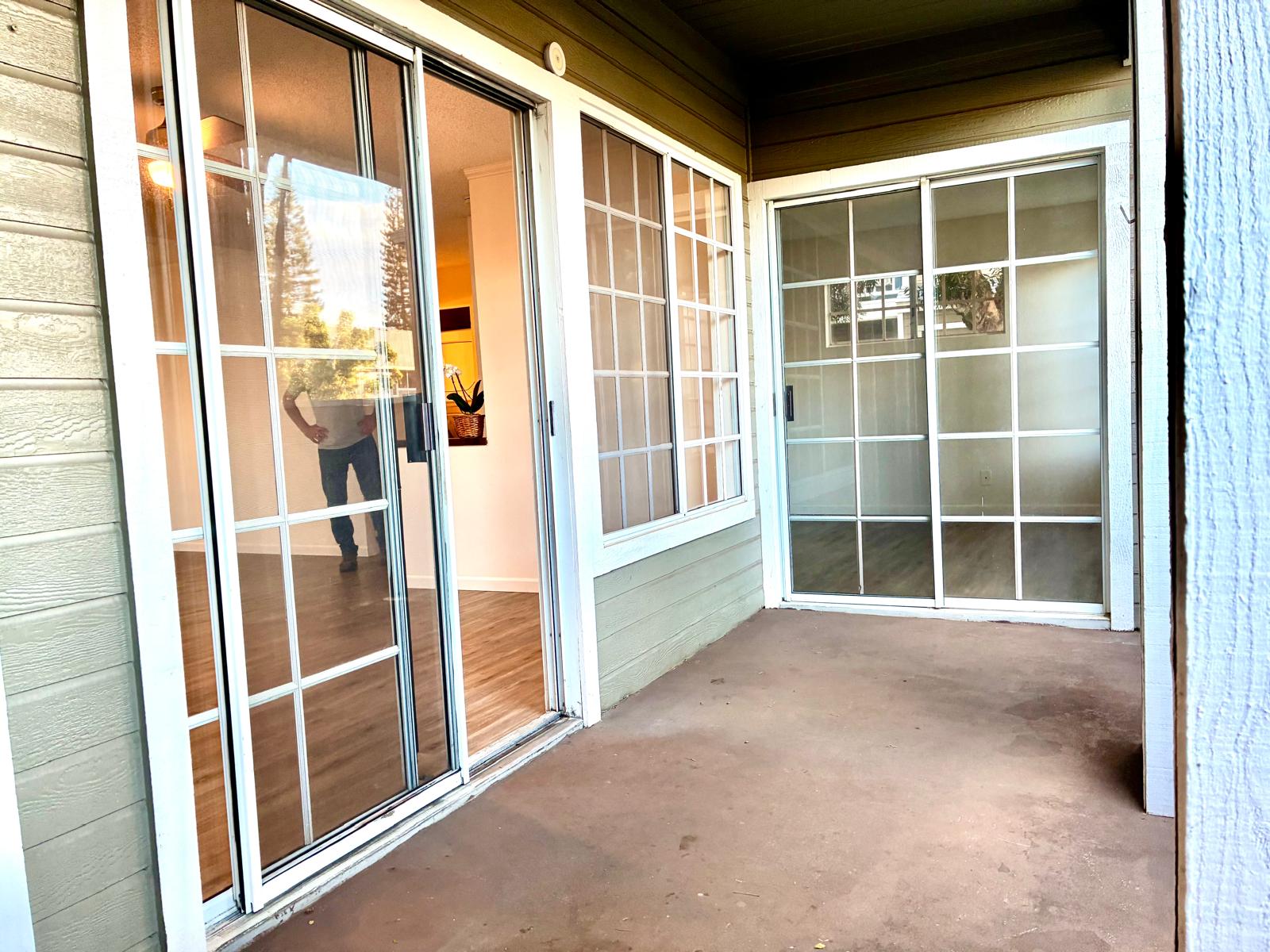 68-3883 Lua Kula Street, Unit 2102 Waikoloa, HI 96738 - Photo 10 of 21 a view of an empty room with a window