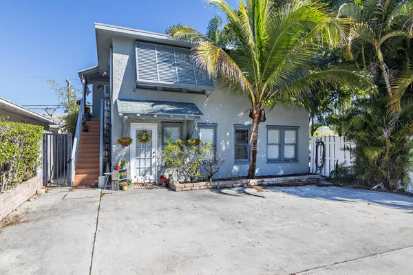 $1,700 | 4205 North Flagler Drive, Unit 8, West Palm Beach, FL 33407