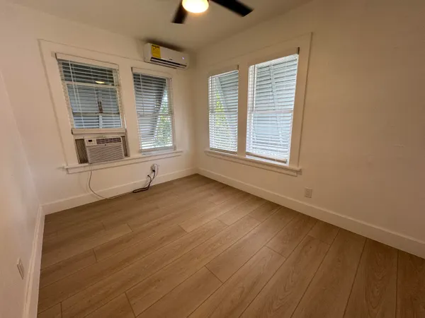 $1,700 | 4205 North Flagler Drive, Unit 8, West Palm Beach, FL 33407