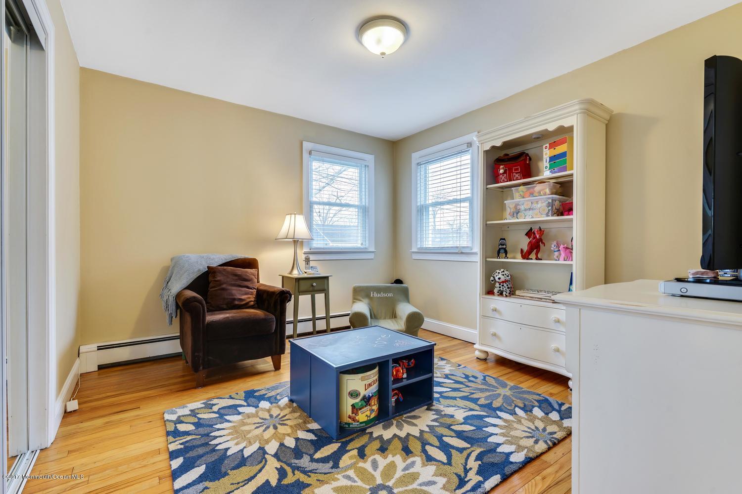 151 Riviera Drive Brick, NJ 08724 - Photo 12 of 24 151 Riviera Dr Brick NJ 08724-large-014-