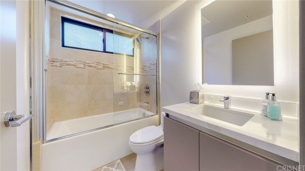 18703 Redwing Street Tarzana, CA 91356 - Photo 33 of 50