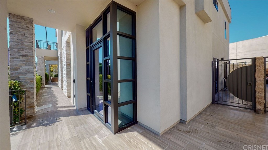 18703 Redwing Street Tarzana, CA 91356 - Photo 5 of 50