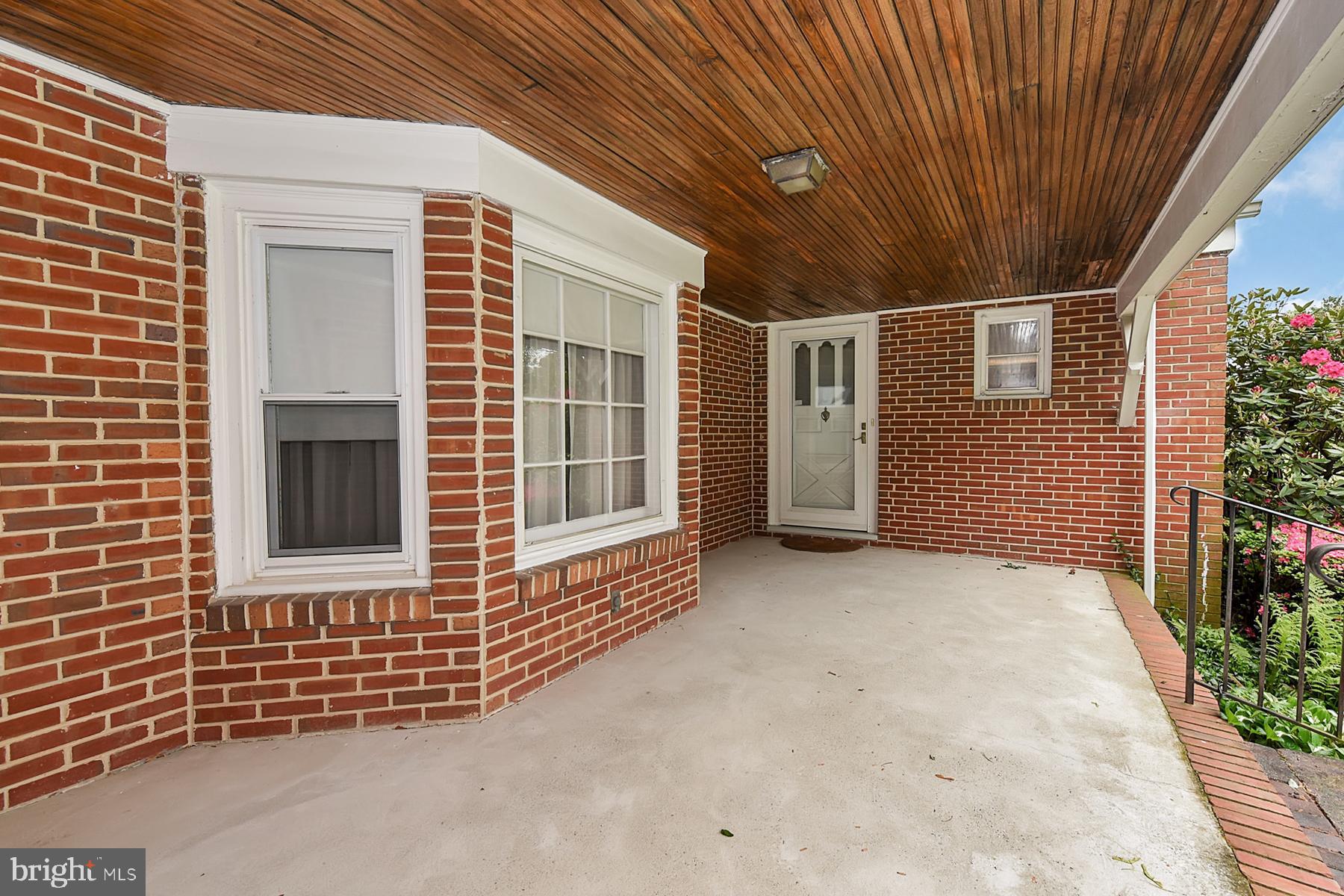 48 Cubberly Road Princeton Junction, NJ 08550 - Photo 3 of 26 Covered Front Porch