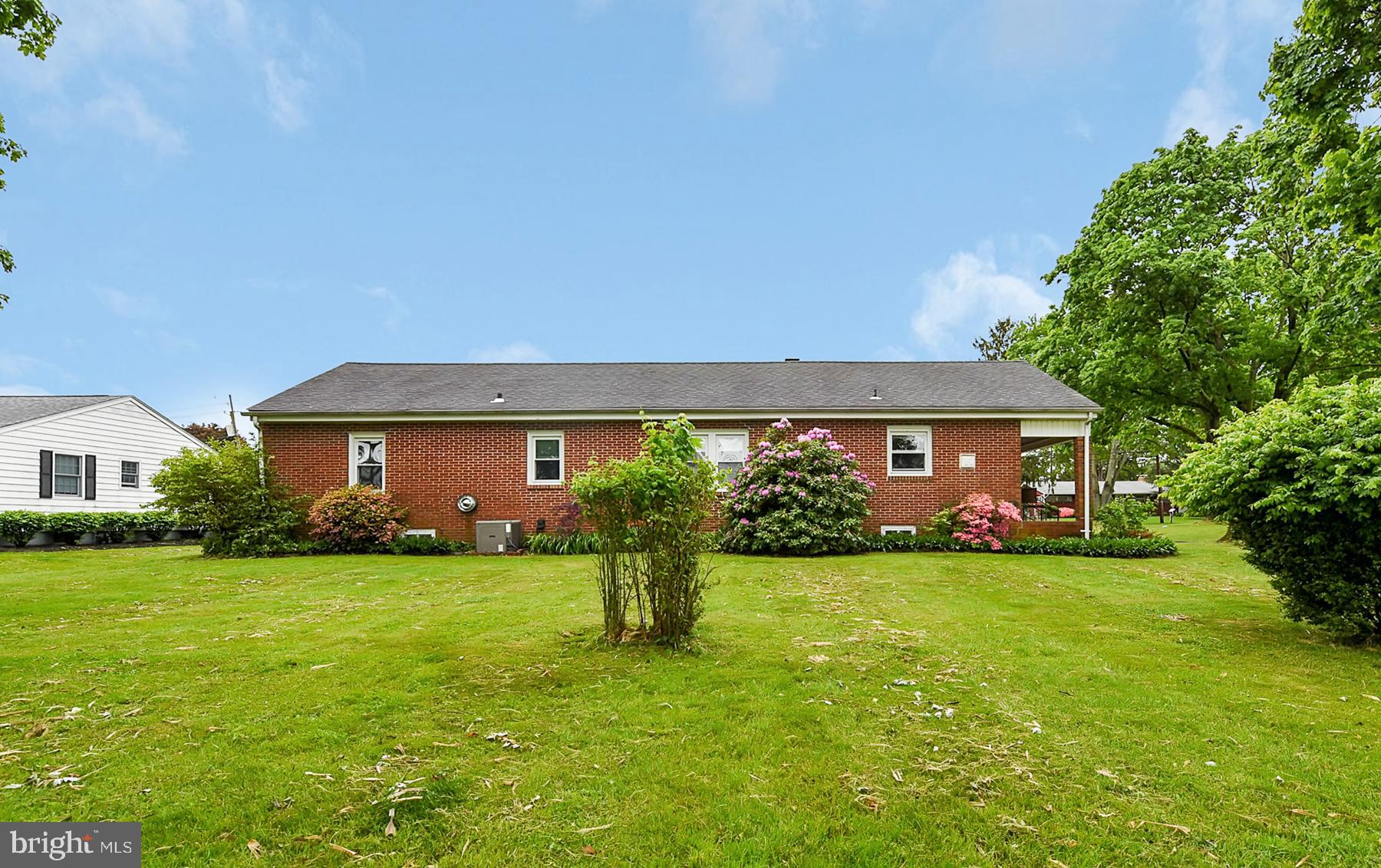 48 Cubberly Road Princeton Junction, NJ 08550 - Photo 22 of 26 Exterior Rear