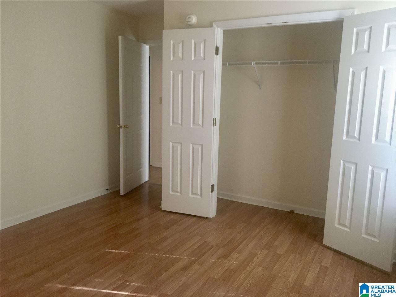 211 Ingram Avenue West Oneonta, AL 35121 - Photo 13 of 20