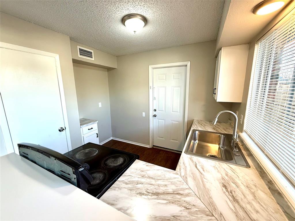 8740 Santa Rosa Drive Frisco, TX 75033 - Photo 4 of 12