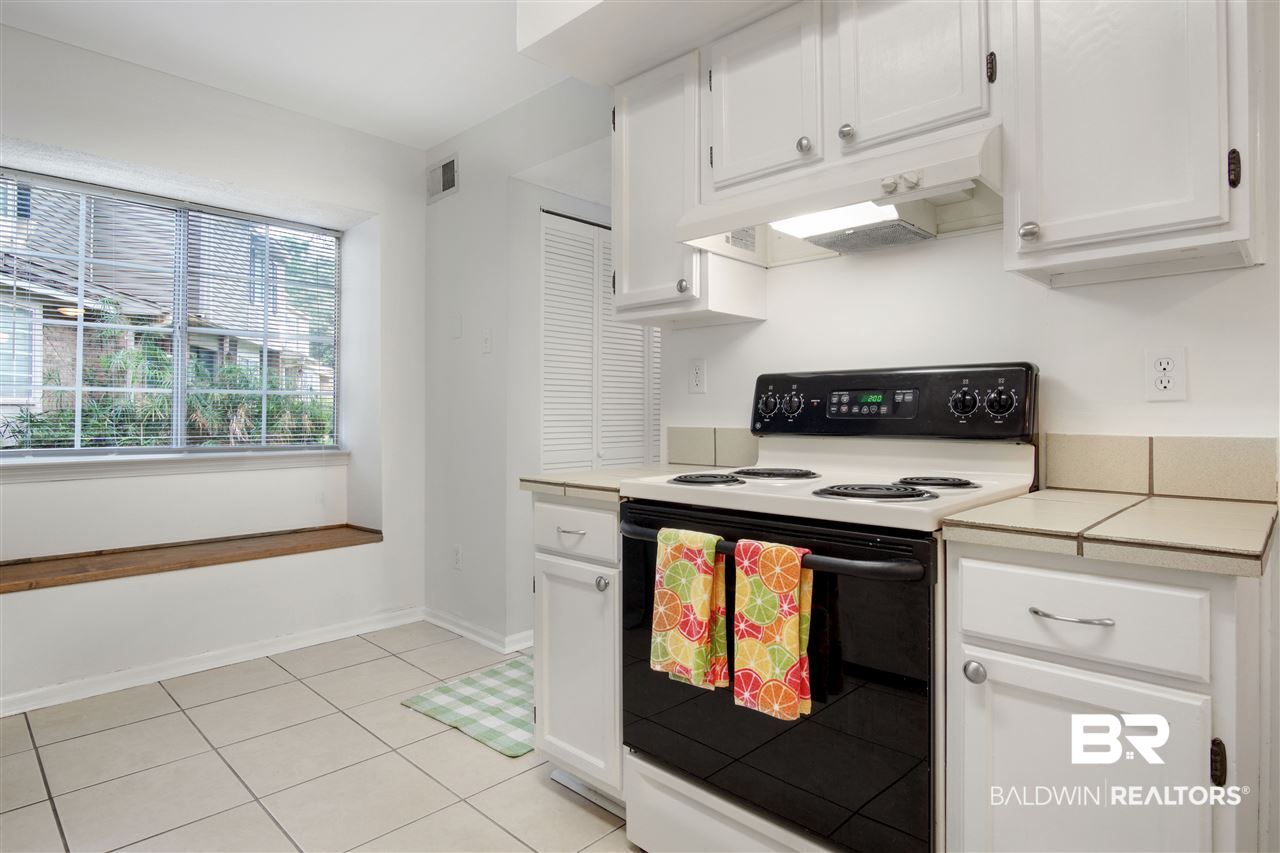 6701 Dickens Ferry Road, Unit 106 Mobile, AL 36608 - Photo 8 of 18