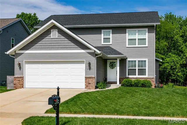$375,000 | 1551 North Parc Grove Court, O'Fallon, IL 62269