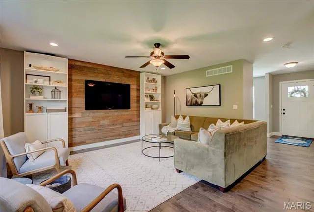 $375,000 | 1551 North Parc Grove Court, O'Fallon, IL 62269