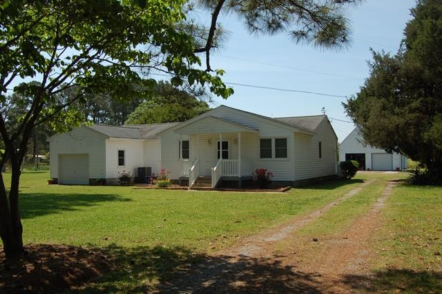 208 End Road Knotts Island, NC 27950 - Photo 1 of 1 Main View