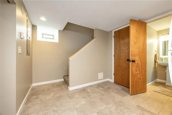$449,900 | 518 Stewart Avenue, Grove City, PA 16127
