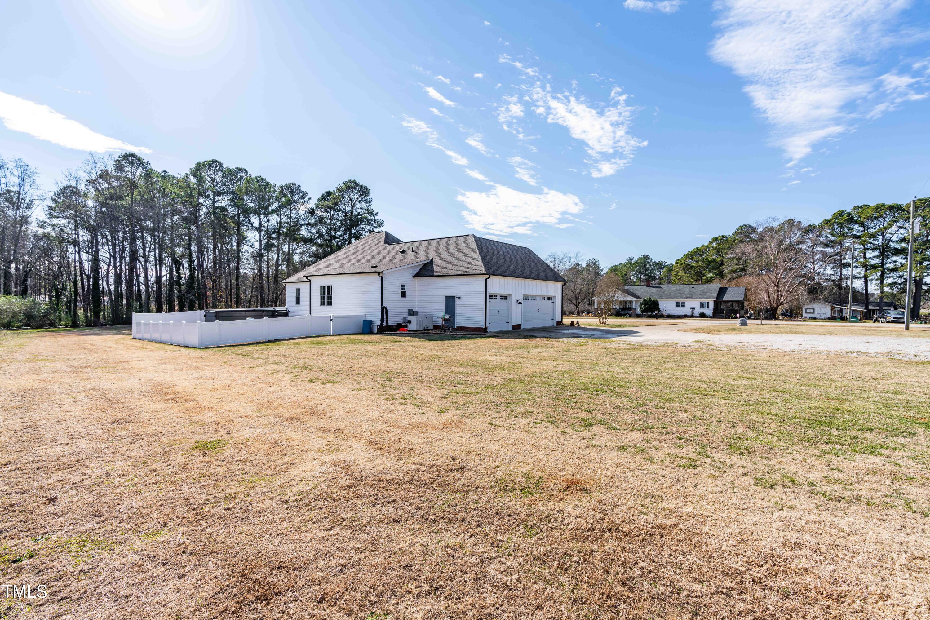 1675 Cheves Road Zebulon, NC 27597 - Photo 38 of 40 DSC04855