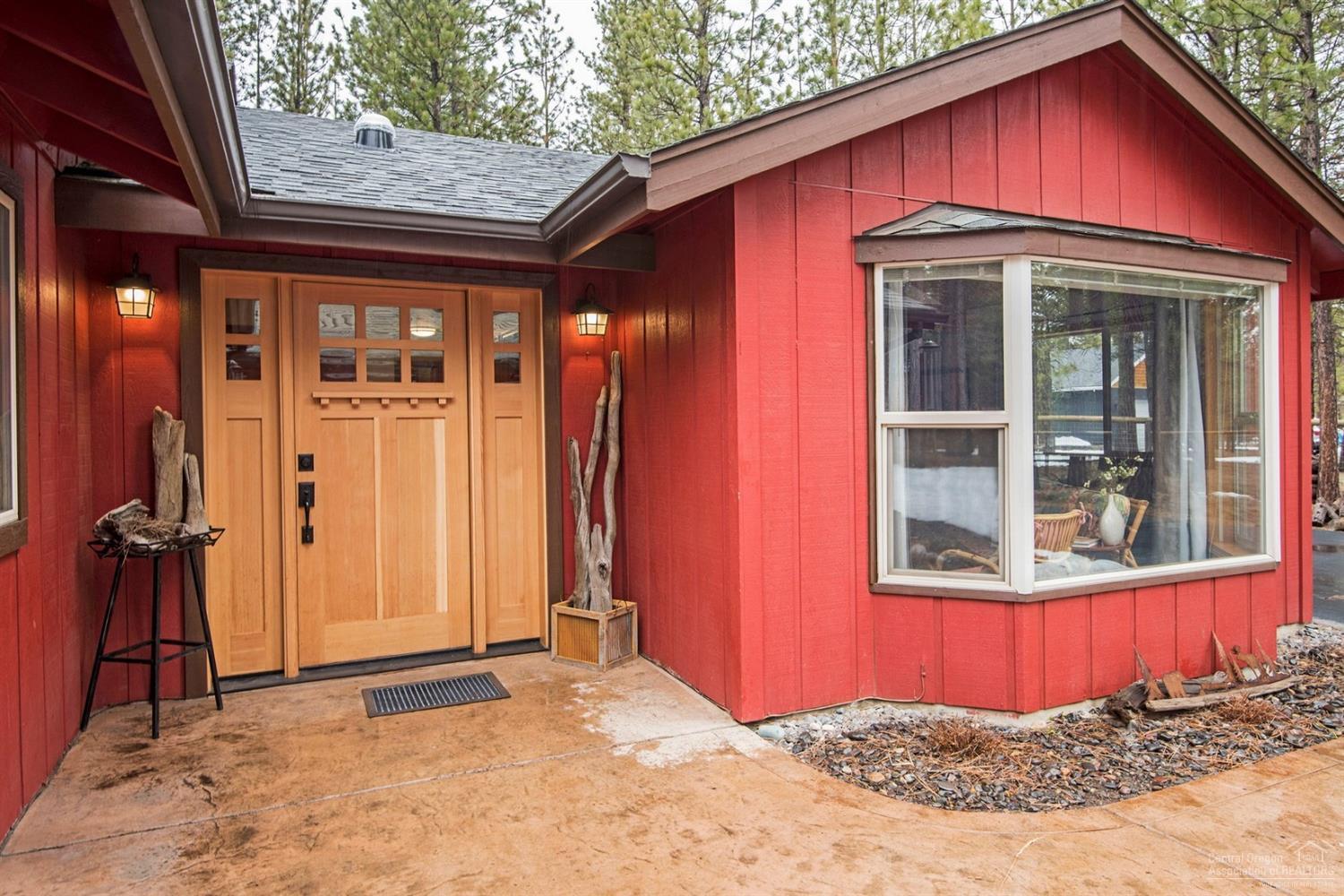 14468 Crossroads Loop Sisters, OR 97759 - Photo 3 of 25 Additional Photo