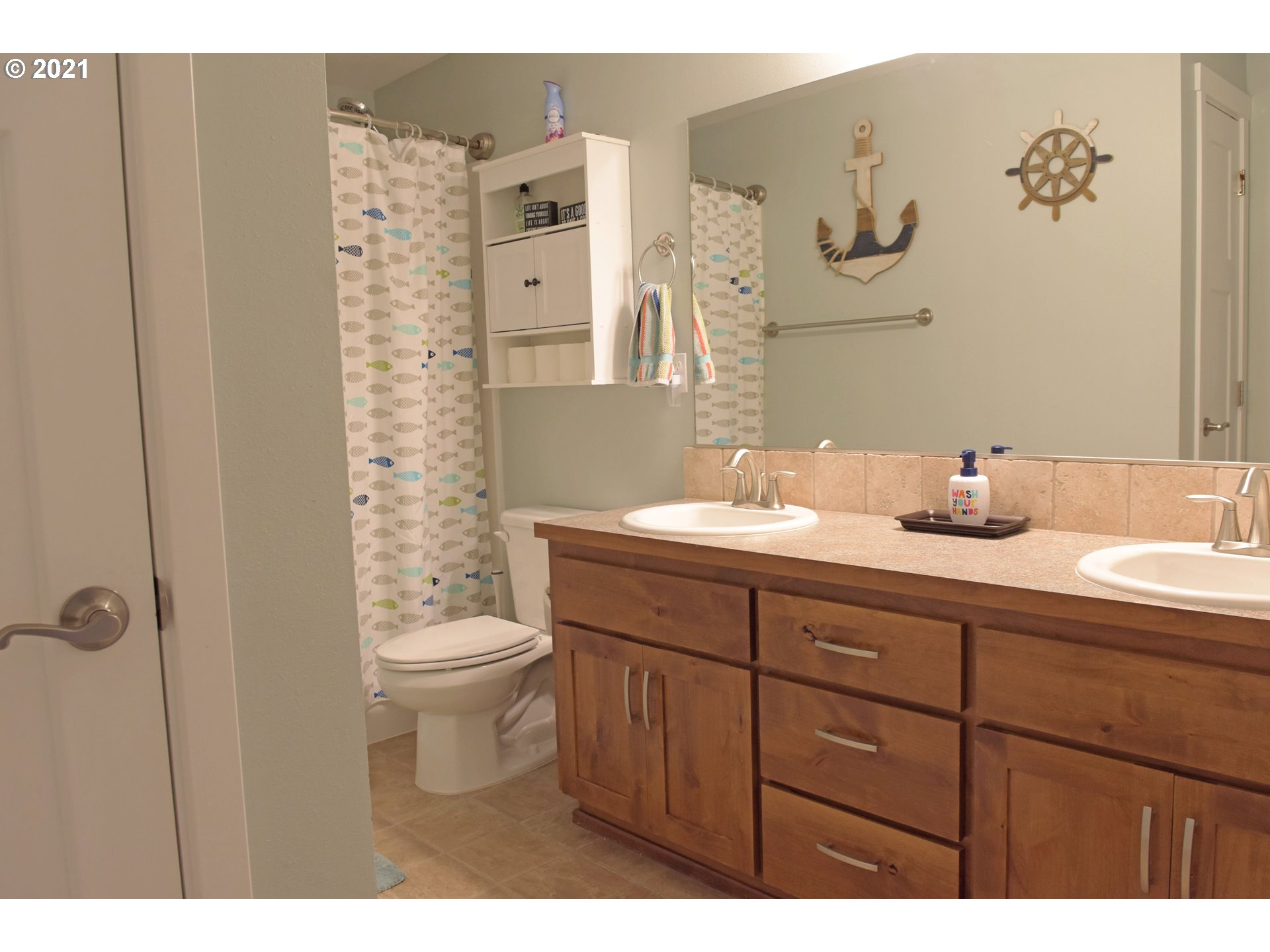 2055 Roosevelt Loop North Bend, OR 97459 - Photo 13 of 32