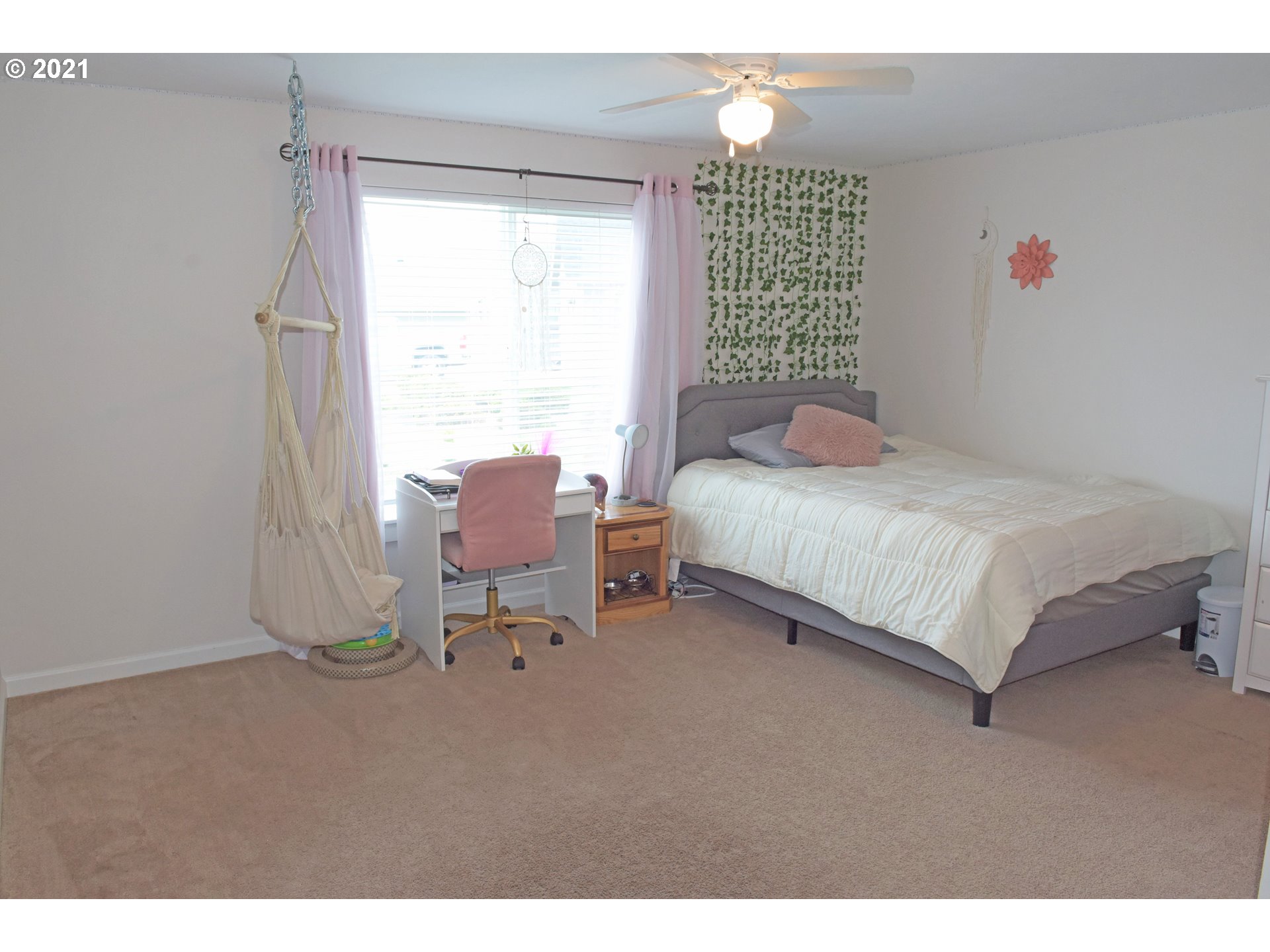 2055 Roosevelt Loop North Bend, OR 97459 - Photo 15 of 32