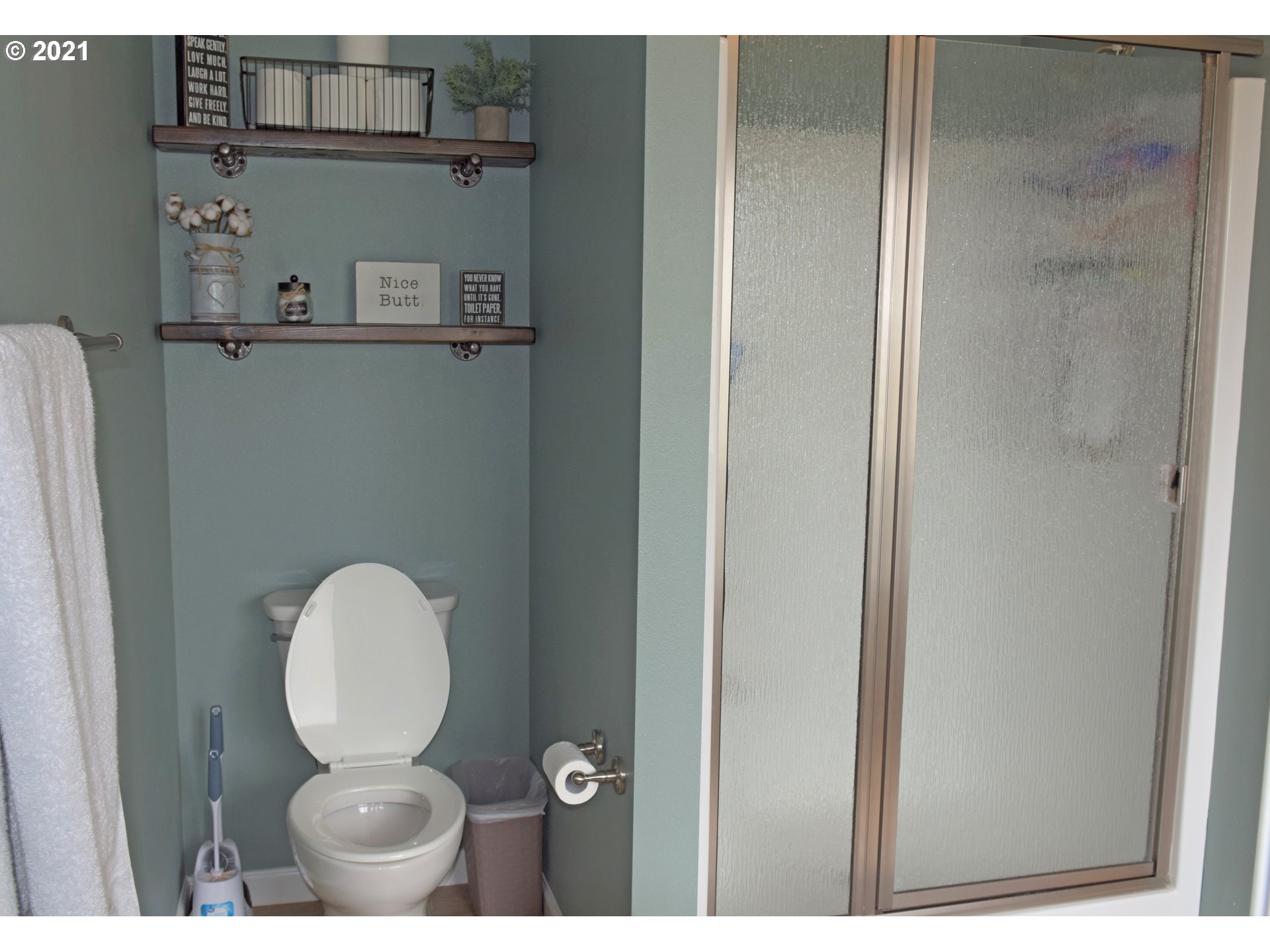 2055 Roosevelt Loop North Bend, OR 97459 - Photo 20 of 32