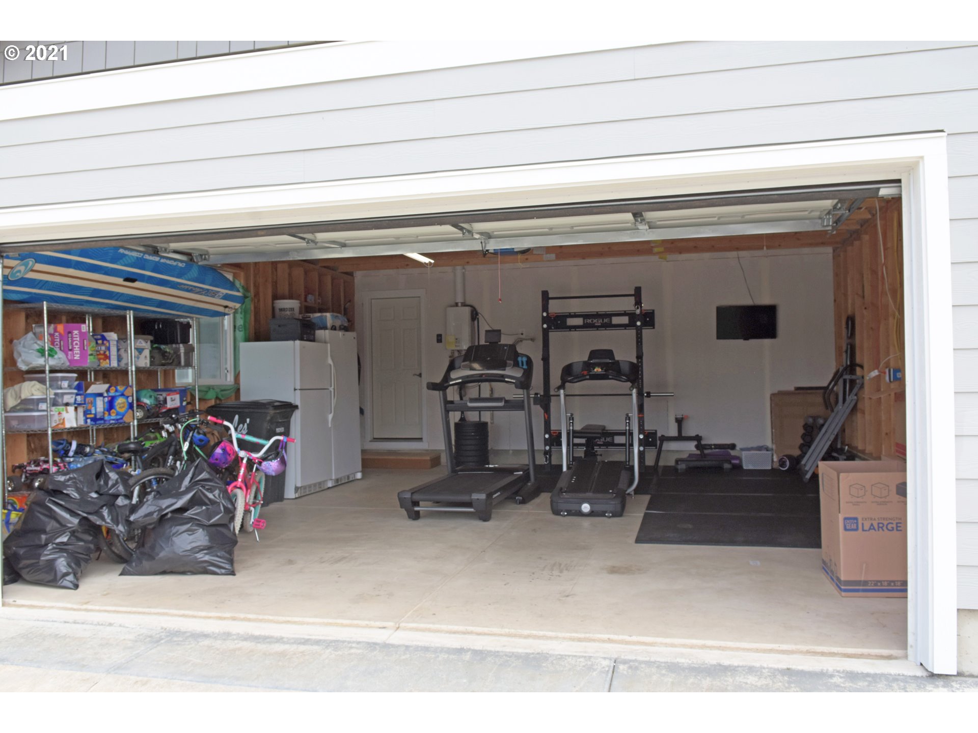 2055 Roosevelt Loop North Bend, OR 97459 - Photo 25 of 32