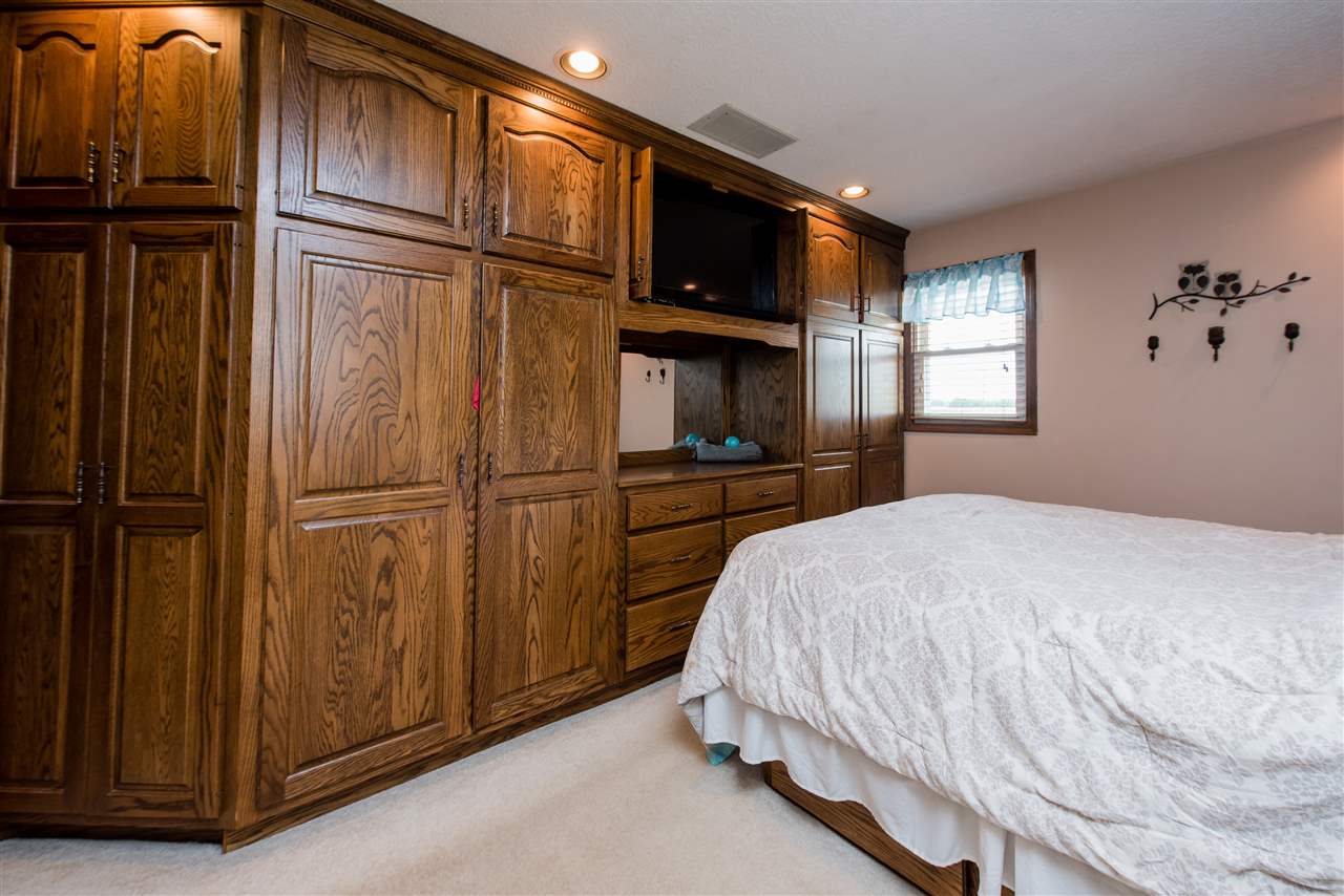 18233 Notestine Road Woodburn, IN 46797 - Photo 14 of 25