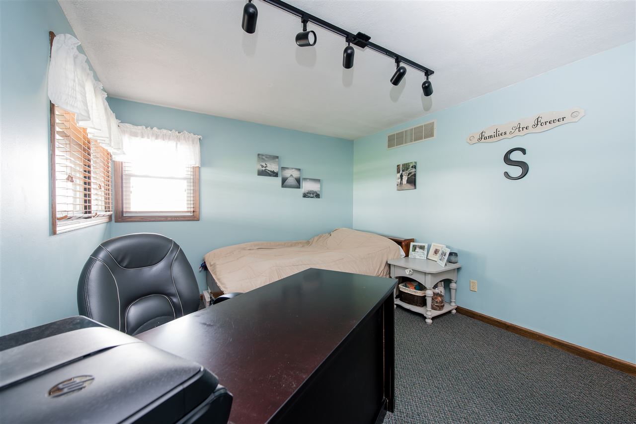 18233 Notestine Road Woodburn, IN 46797 - Photo 17 of 25
