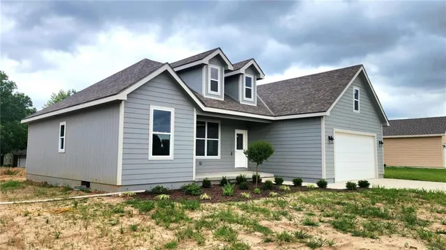 $316,000 | 1605 Al Ortolani Way, Pittsburg, KS 66762