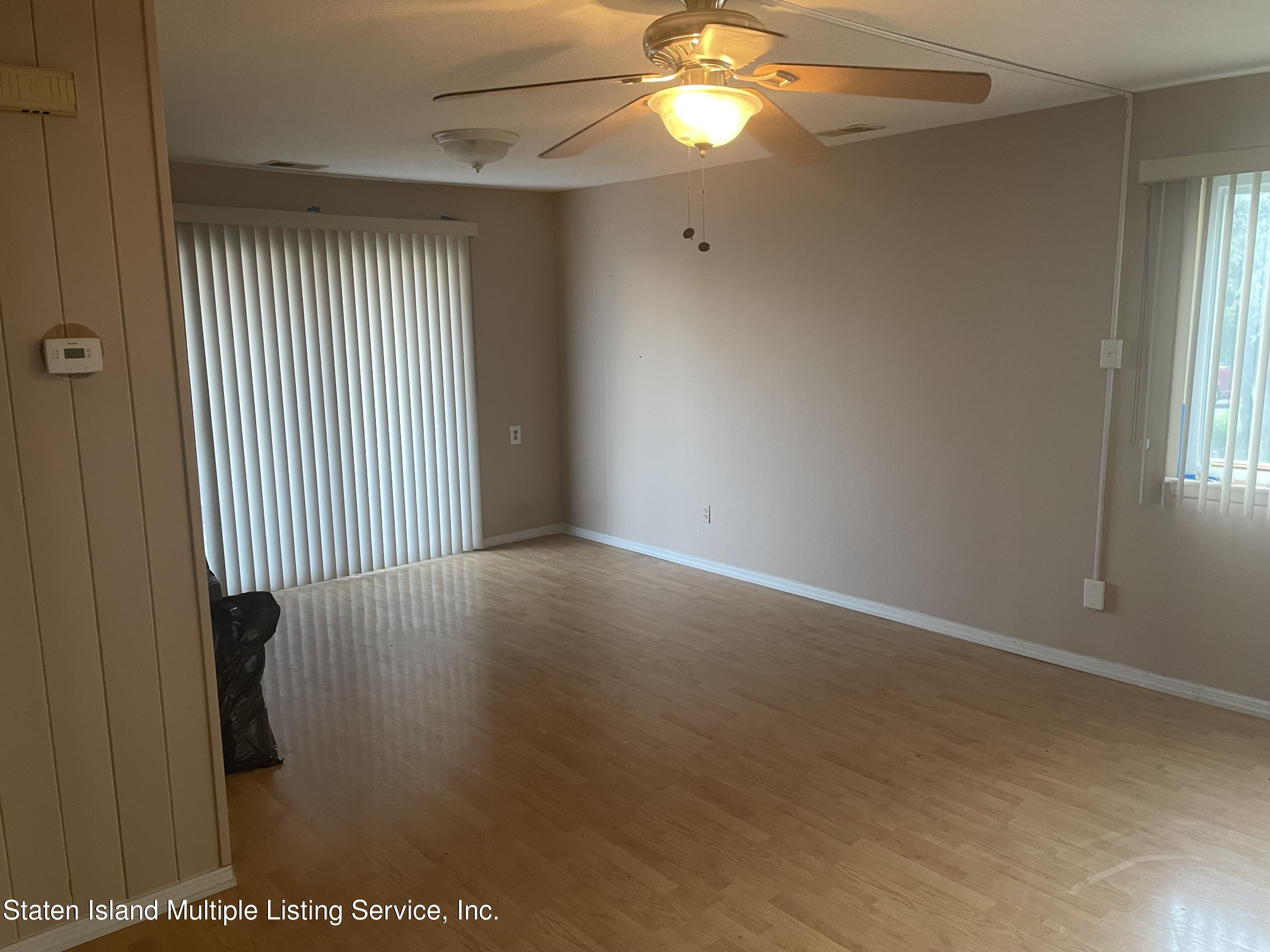 148 Timber Ridge Drive Staten Island, NY 10306 - Photo 4 of 7 6567E992-1A93-46DD-A508-FED77D11D600
