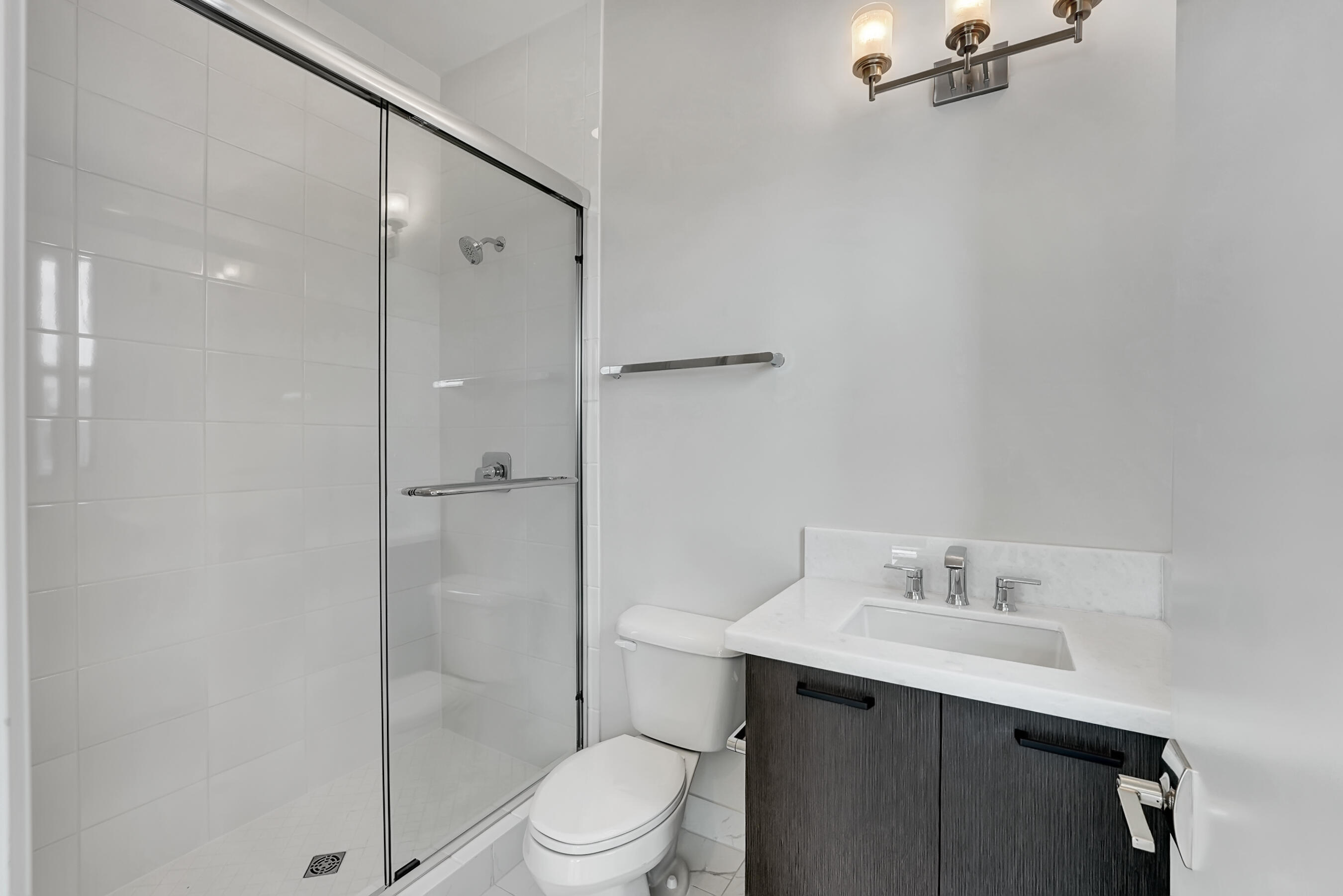 17048 Cappuccino Way Boca Raton, FL 33496 - Photo 31 of 43 bathroom