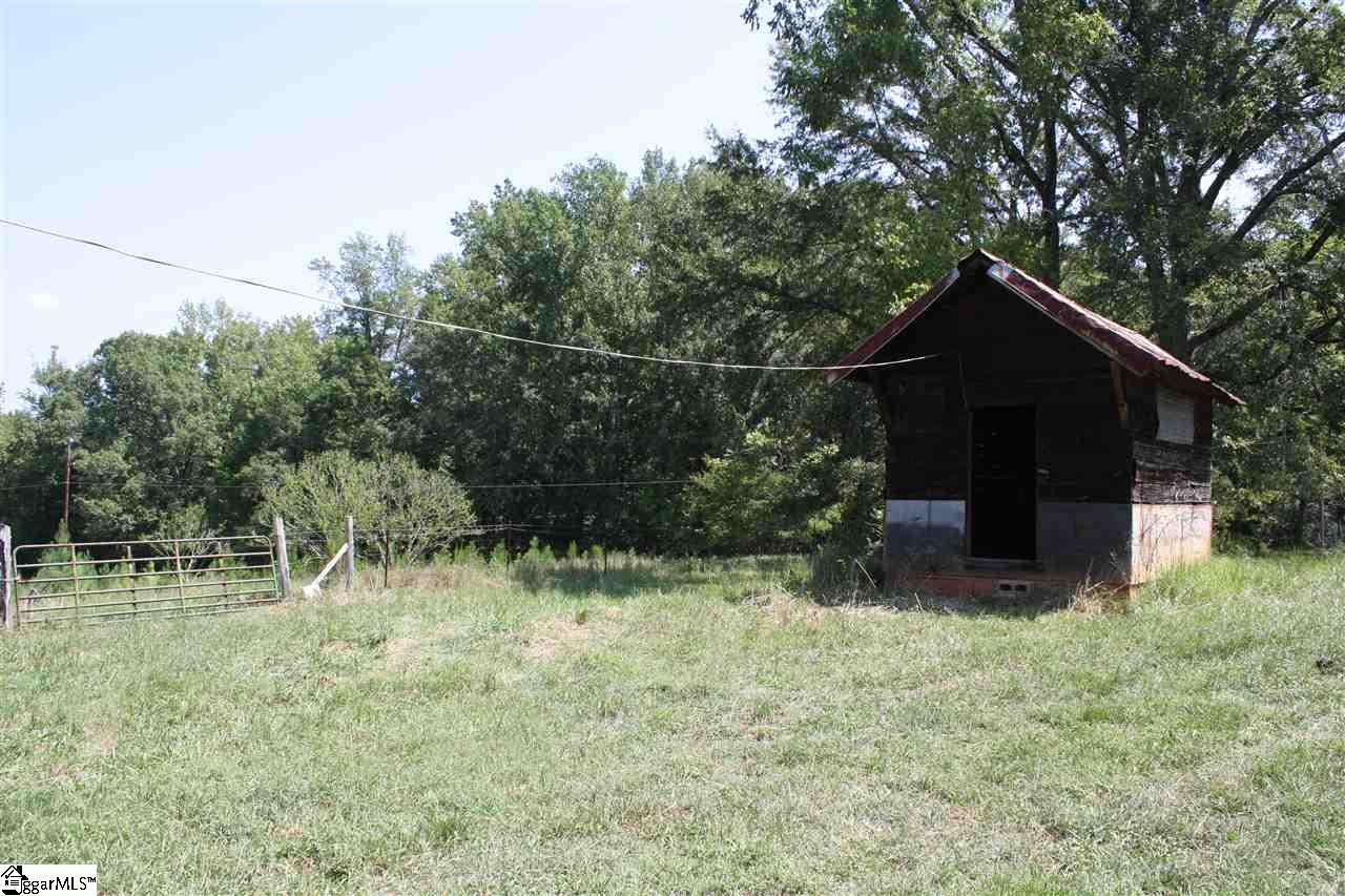 1143 Dunklin Bridge Road Fountain Inn, SC 29644 - Photo 10 of 14
