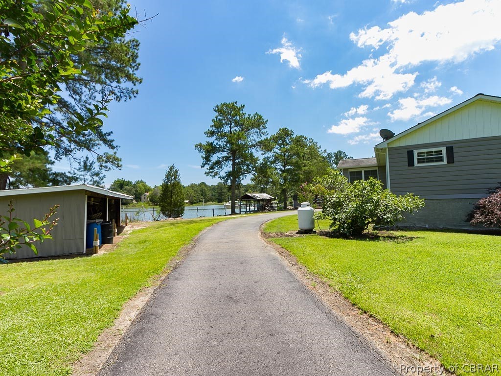416 Borum Creek Road Susan, VA 23163 - Photo 2 of 35