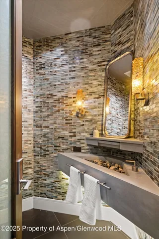 a bathroom with a bathtub