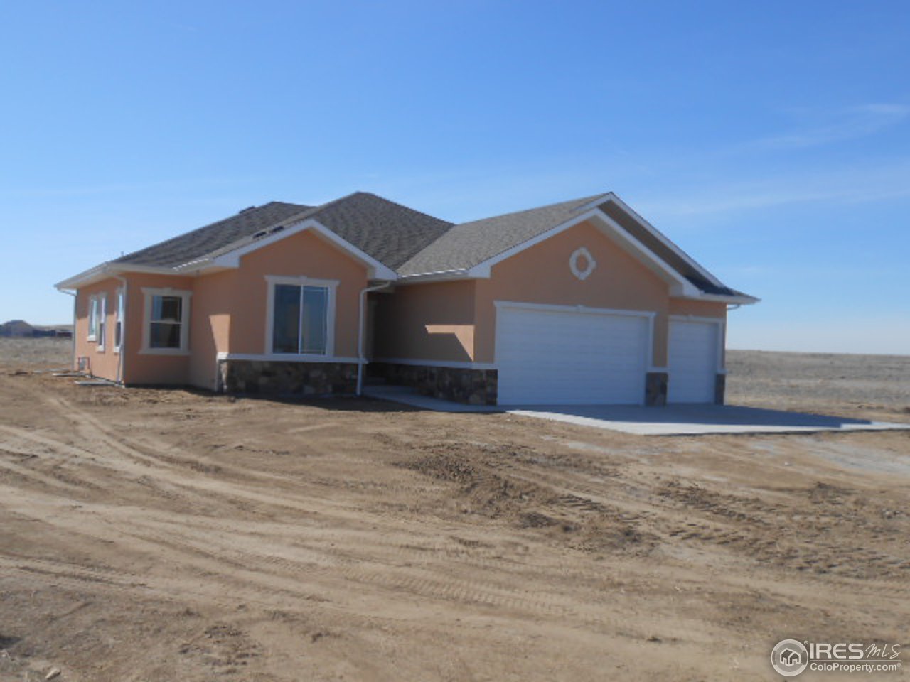 7850 Rd P.3 Wiggins, CO 80654 - Photo 1 of 24 Front