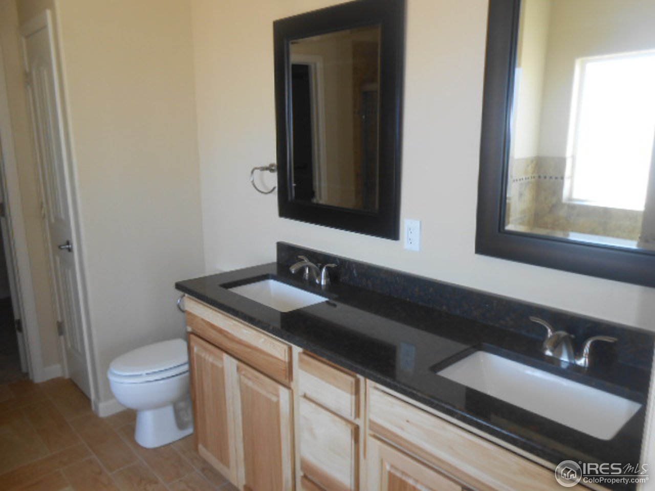 7850 Rd P.3 Wiggins, CO 80654 - Photo 12 of 24 Master bath