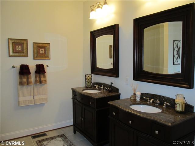 6120 Autumn Bluff Road Powhatan, VA 23139 - Photo 11 of 16 Master Bath
