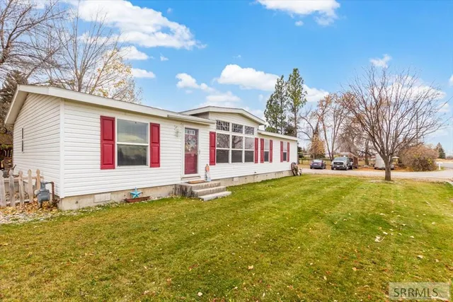 $519,000 | 297 North Hanson Avenue, Shelley, ID 83274