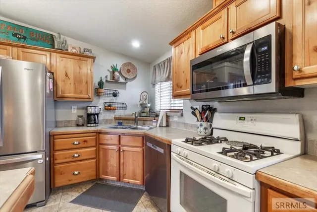 $519,000 | 297 North Hanson Avenue, Shelley, ID 83274