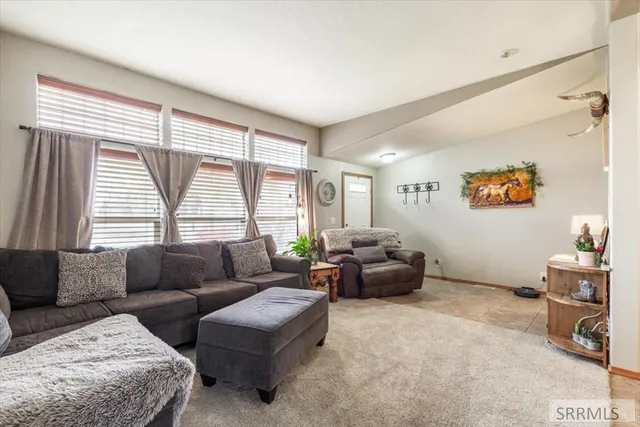 $519,000 | 297 North Hanson Avenue, Shelley, ID 83274