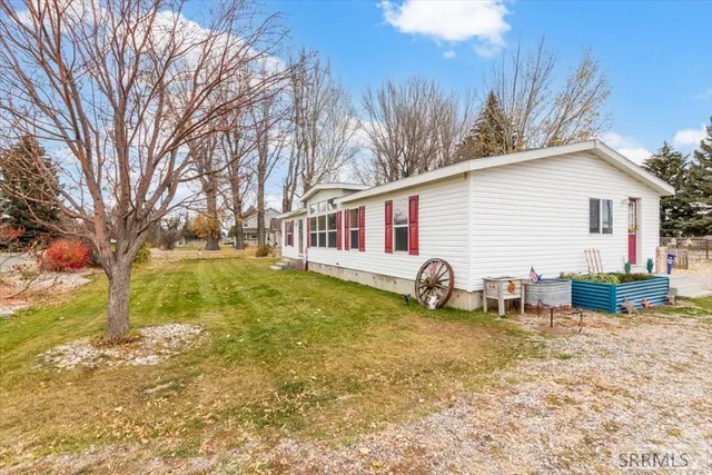 $519,000 | 297 North Hanson Avenue, Shelley, ID 83274