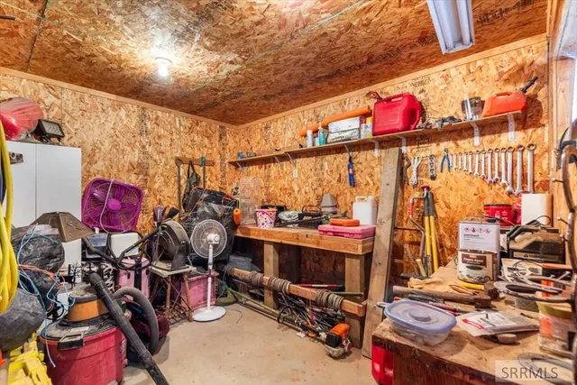 $519,000 | 297 North Hanson Avenue, Shelley, ID 83274