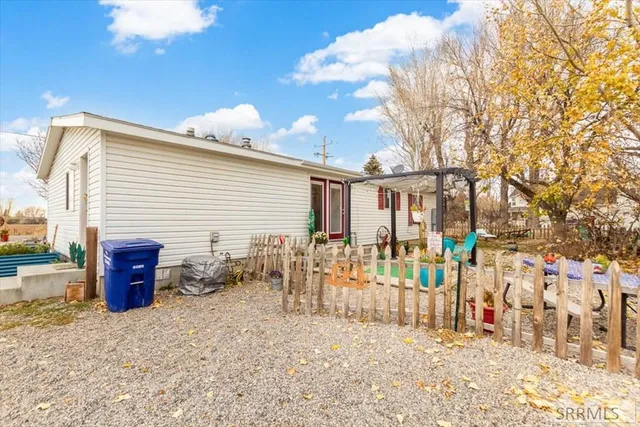 $519,000 | 297 North Hanson Avenue, Shelley, ID 83274