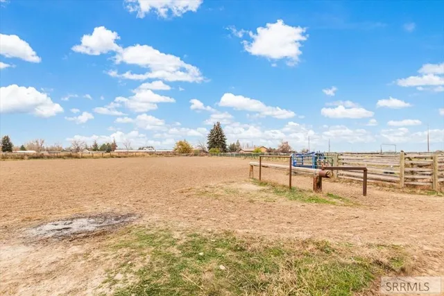 $519,000 | 297 North Hanson Avenue, Shelley, ID 83274