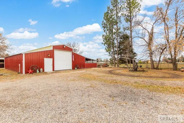 $519,000 | 297 North Hanson Avenue, Shelley, ID 83274