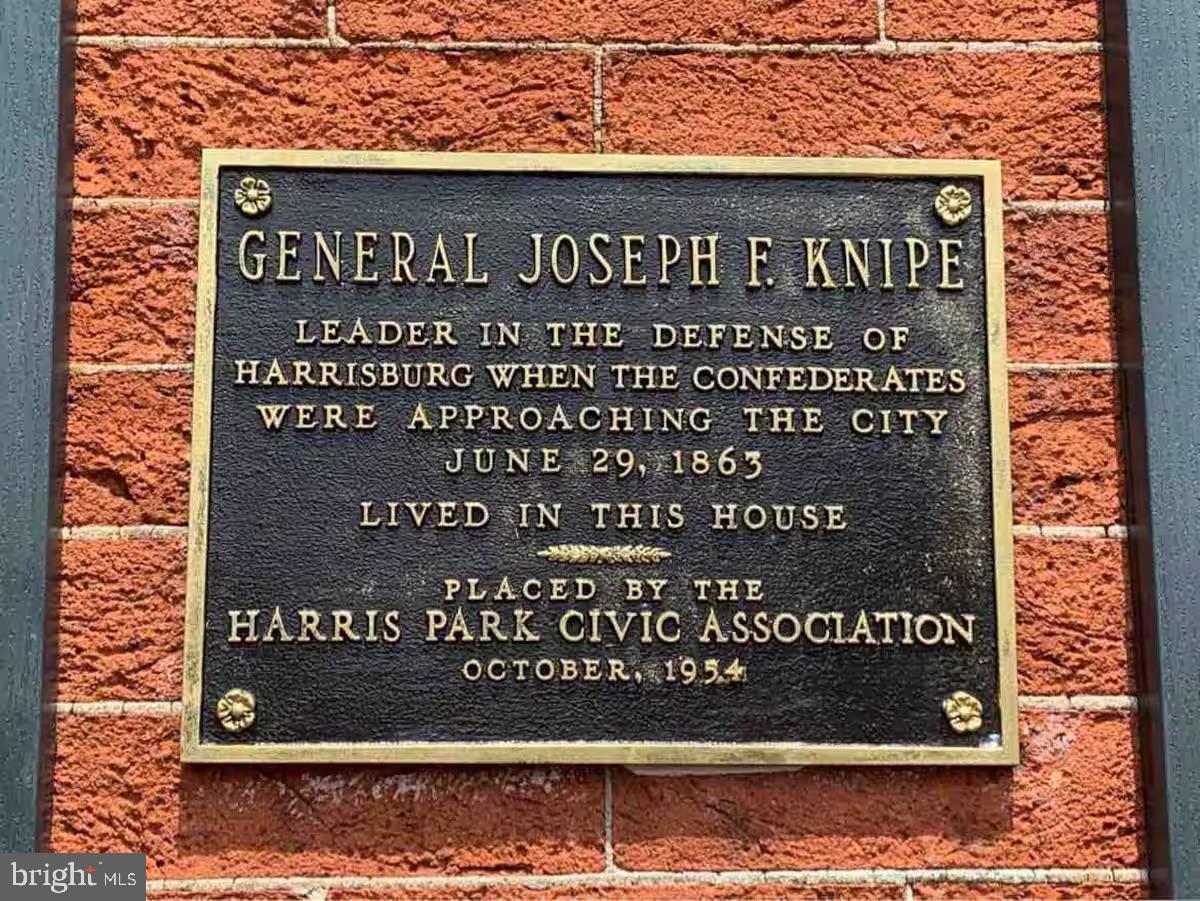 329 South Front Street Harrisburg, PA 17104 - Photo 4 of 27 a view of front door