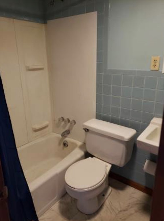 4 Burton Court Worcester, MA 01607 - Photo 5 of 5 Gallery Image 5