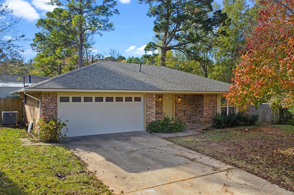 809 Princesa Drive Haughton, LA 71037 - Photo 1 of 17