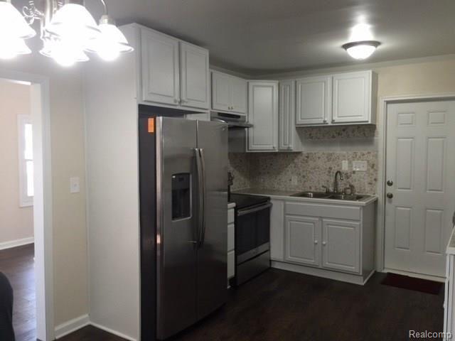 1230 Adams Road Burton, MI 48509 - Photo 7 of 31 adams11.jpg