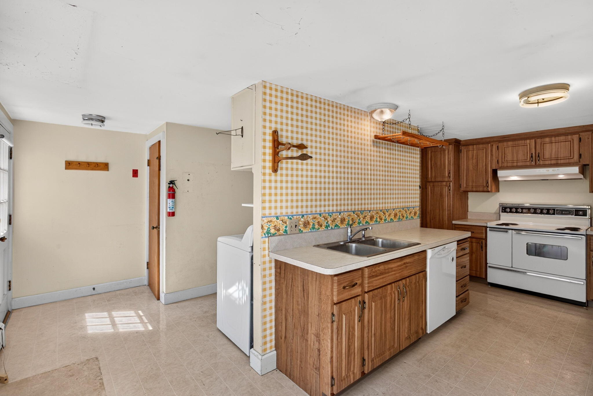 21 Old Colony Road Harwich, MA 02645 - Photo 13 of 45 14-14-8P0A1754