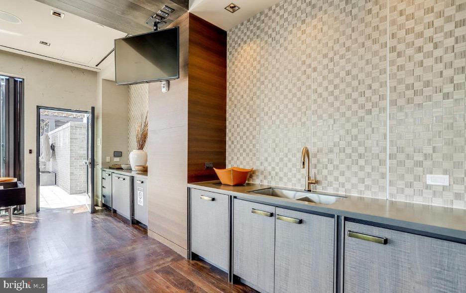 70 N Street Southeast, Unit N913 Washington, DC 20003 - Photo 41 of 69